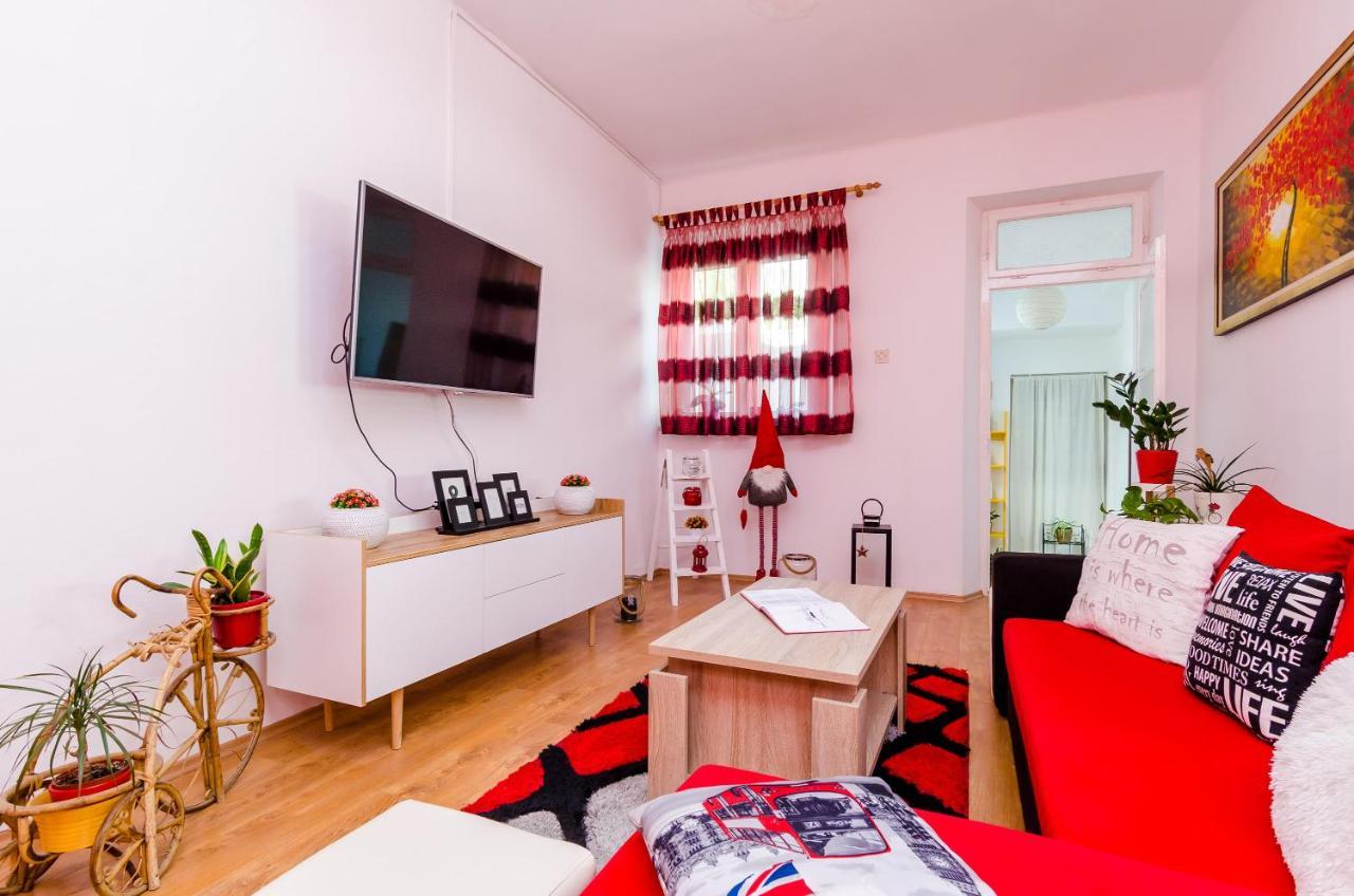 Holiday Home Lungo Mare Млини Экстерьер фото